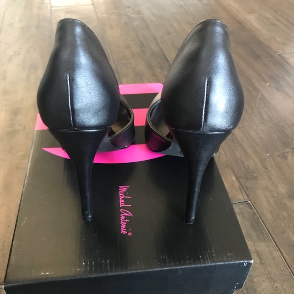 Classic black pumps - Picture 4 of 4